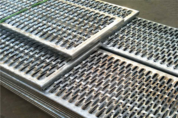 鳄鱼嘴冲孔板 鳄鱼嘴冲孔板