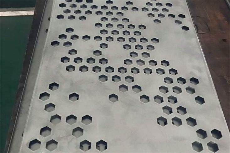 六边形铝板冲孔网