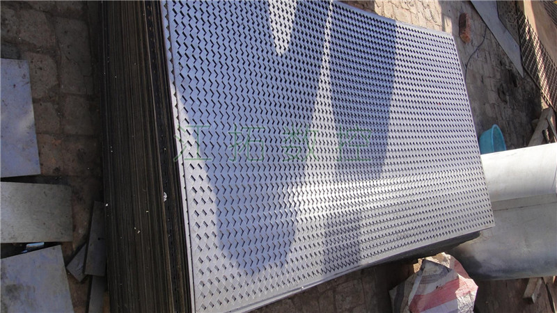 菱形孔冲孔网板