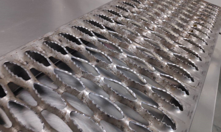 鳄鱼嘴防滑板 鳄鱼嘴防滑板