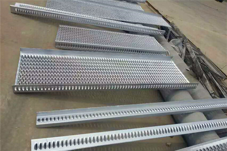 不锈钢鳄鱼嘴防滑板 不锈钢鳄鱼嘴防滑板